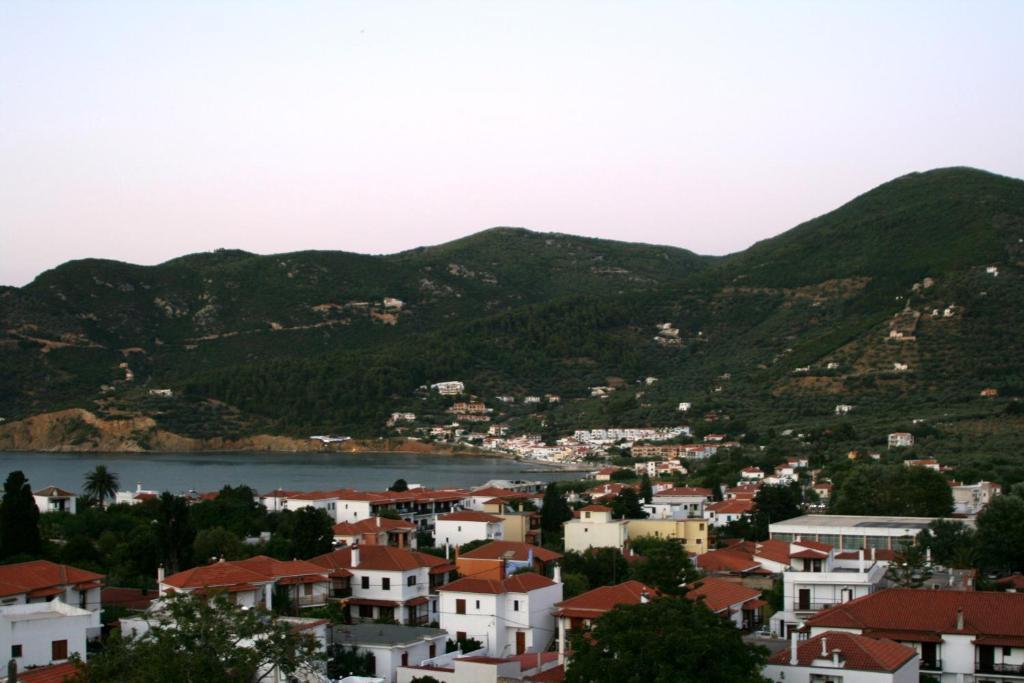 Albatros Hotel Skopelos Buitenkant foto